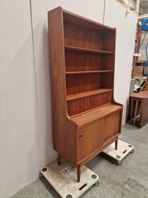 Bornholmerreol i teak med skydelåger