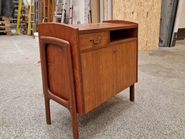 LP/vinyl møbel i teak