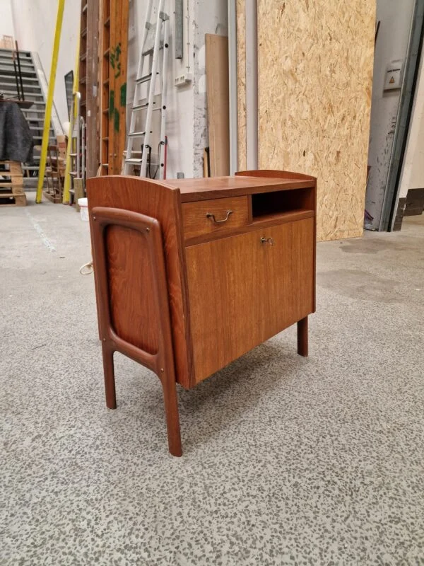 LP/vinyl møbel i teak