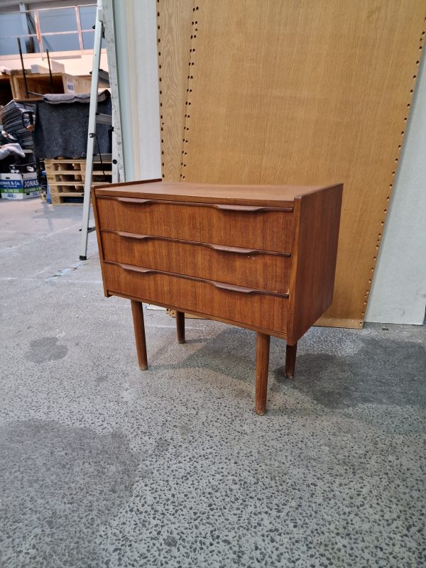 Entrekommode, teak, tre skuffer