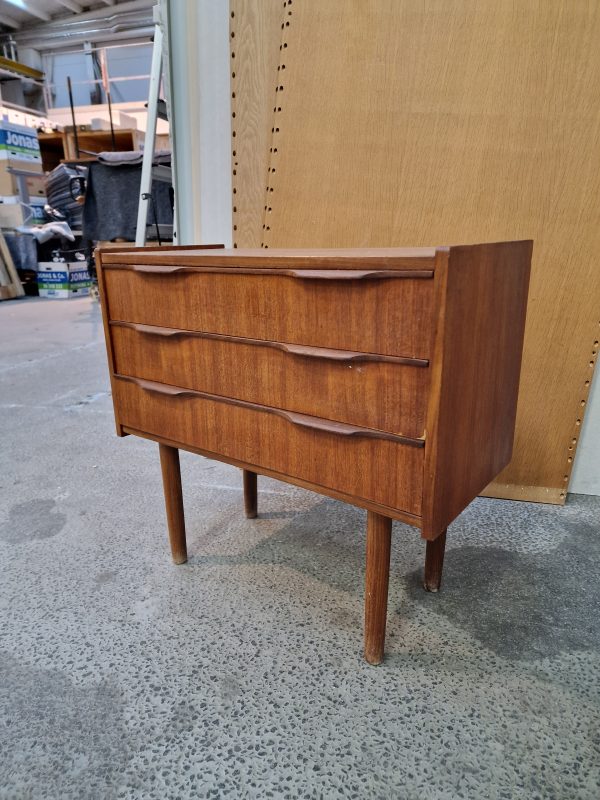 Entrekommode, teak, tre skuffer