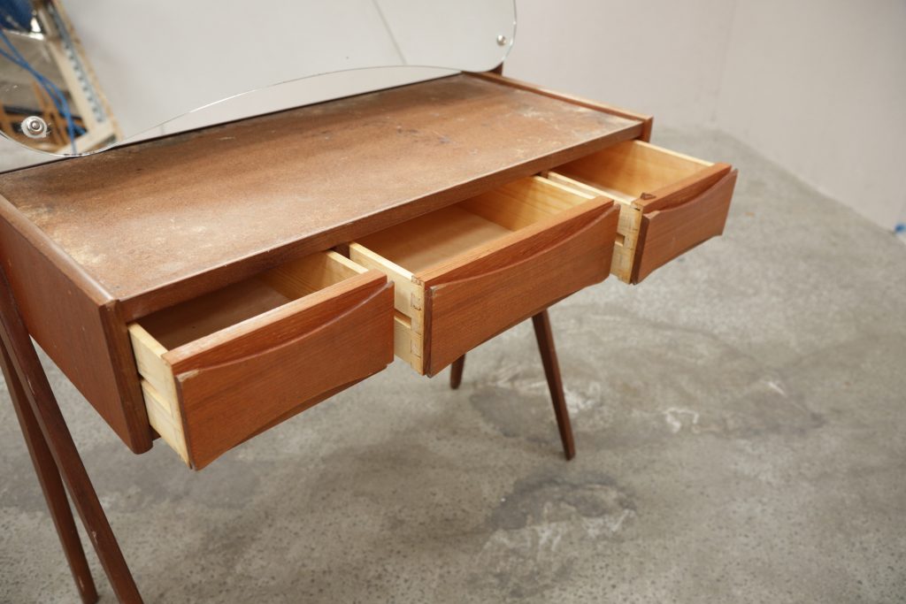 “Arne Vodder” Sminkebord, teak, — billede 5
