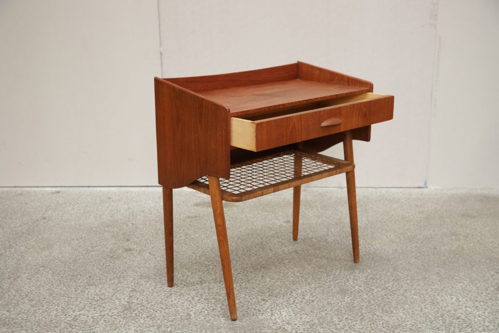Natbord/entrékommode, teak, flethylde — billede 4