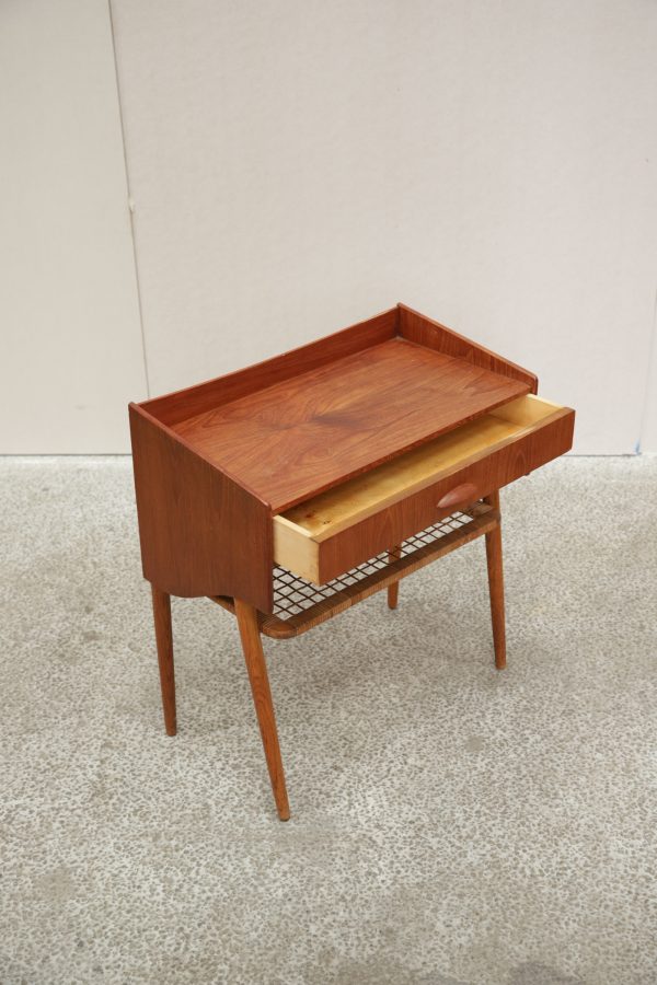 Natbord/entrékommode, teak, flethylde