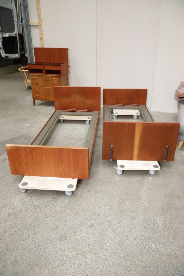 Sengerammer, teak, Wegner/Getama