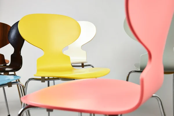 Seks myrestole, Arne Jacobsen