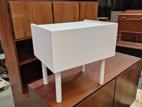 Wegner/Illums Bolighus Sengebord, hvidmalet, Wegner/Illums Bolighus — billede 9