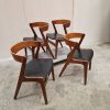 model T21 produceret af Korup Stolefabrik Fire spisestole i massiv teak, model T21 produceret af Korup Stolefabrik