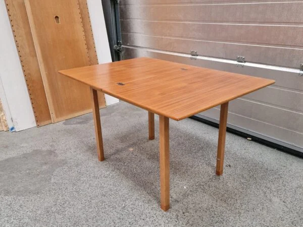 SKM Spillebord med drejbar plade, teak og egetræ, SKM — billede 9