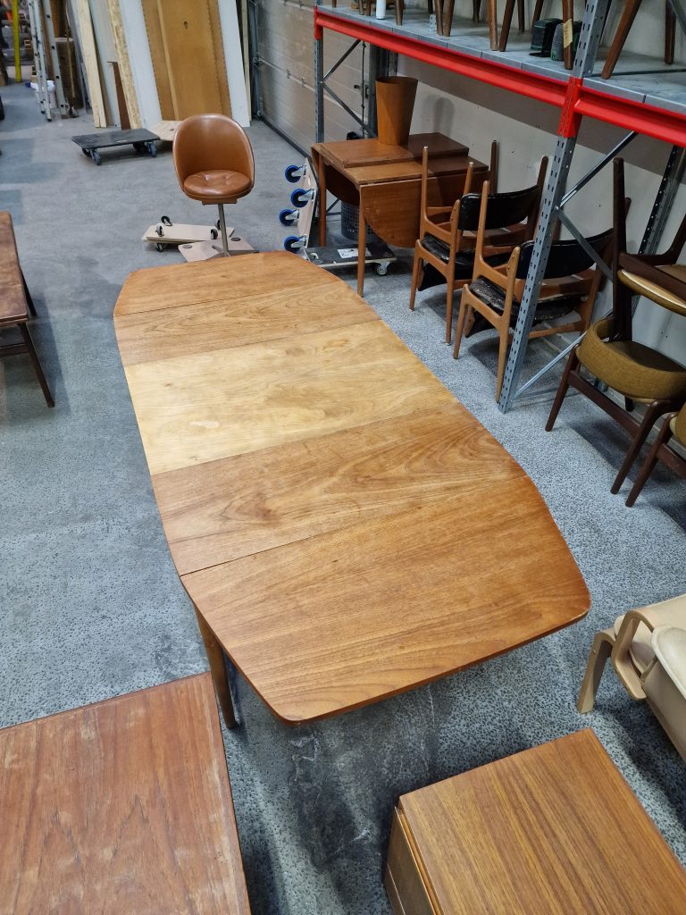 Spisebord med klapper, teak — billede 11