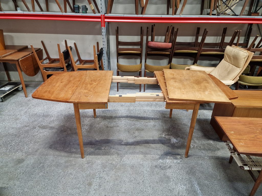 Spisebord med klapper, teak — billede 12