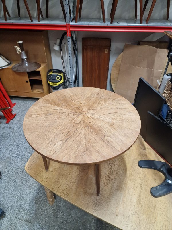 Rundt sofabord, teak