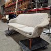Trepersoners sofa, ben af teak