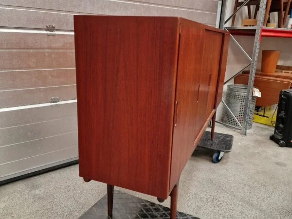 Johannes Andersen, Uldum Møbelfabrik Johannes andersen Teak skænk — billede 7