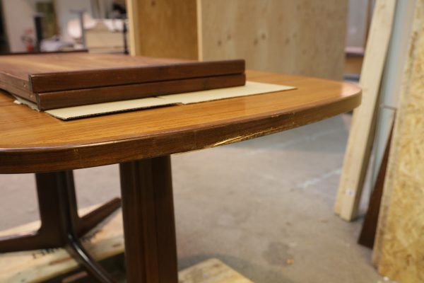 Ovalt spisebord, palisander, Gudme Møbelfabrik