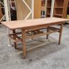 Sofabord i teak og egetræ med flethylde, til renovering