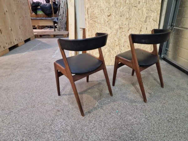 Anderstrup møbelfabrik, T21 / Fire Chair af Kai Kristiansen To spisestole i teak af Anderstrup møbelfabrik, T21 / Fire Chair af Kai Kristiansen — billede 3