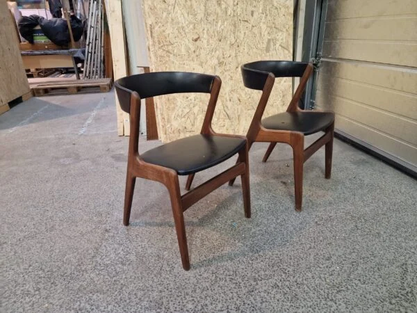 Anderstrup møbelfabrik, T21 / Fire Chair af Kai Kristiansen To spisestole i teak af Anderstrup møbelfabrik, T21 / Fire Chair af Kai Kristiansen — billede 5