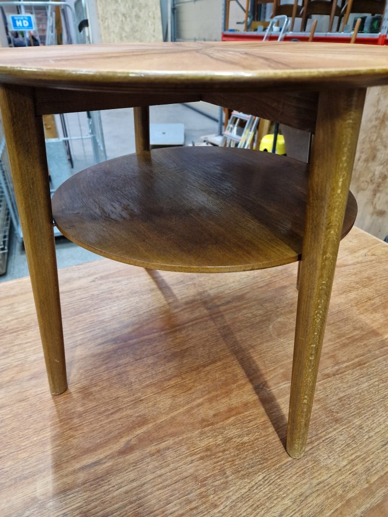 Sofabord rundt, nøddetræ — billede 8