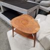 Sofabord i teak med hylde