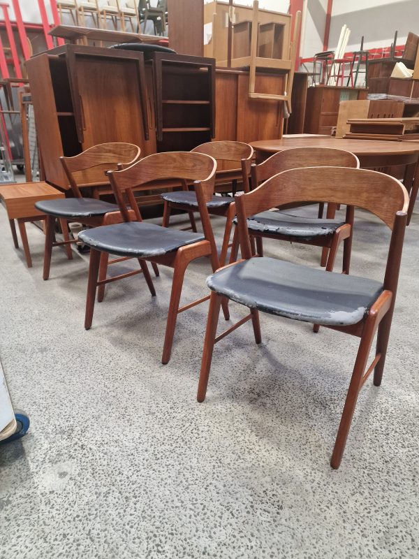 Fem stole i teak til ompolstring, Korup Møbelfabrik