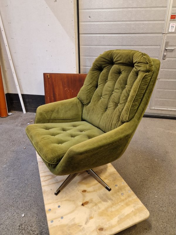 Lænestol på fempasfod, grøn velour