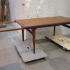 Uldum Møbelfabrik, Johannes Andersen  Spisebord i teak med tillægsplade af Johannes Andersen for fra Uldum Møbelfabrik — billede 7
