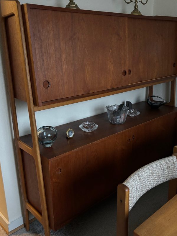 Todelt skænk, teak
