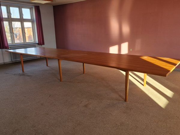 Konferencebord i to dele, teak, Bjerringbro Savværk