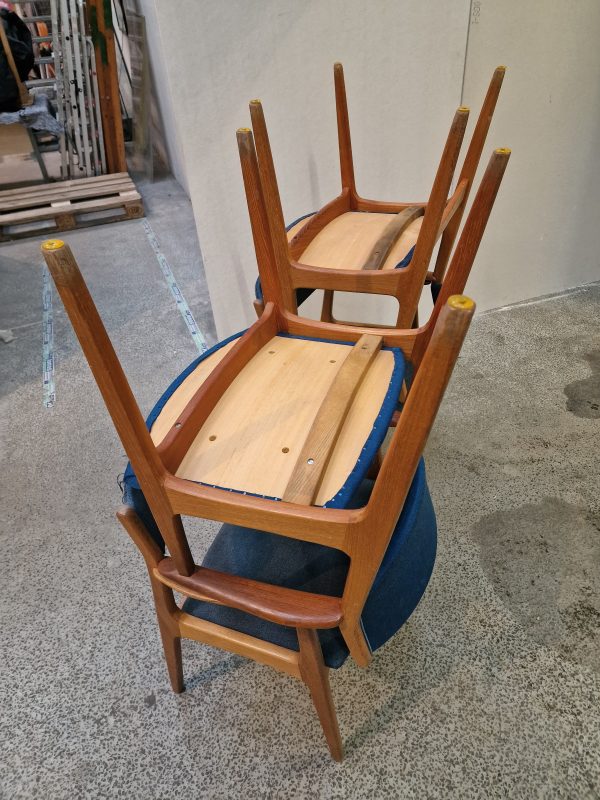 4 stk Henning Kjærnulf armstole af teak model 317/318