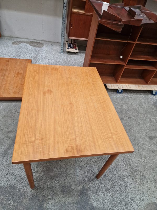Spisebord/skrivebord i teak #1