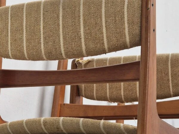 Erik Buch Fire Erik Buch spisestole, teak, til ompolstring — billede 2