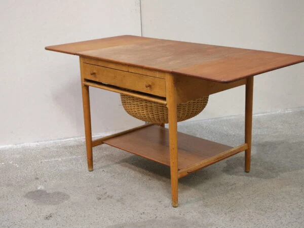 GETAMA, Hans J. Wegner, model AT33 Sybord i massiv teaktræ og egetræ, GETAMA, Hans J. Wegner, model AT33 — billede 7