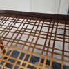 Sidebord med flethylde og skuffe, teak — billede 4