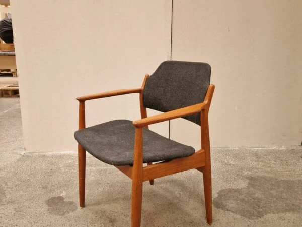Armstol i massiv teak, Arne Vodder model 62A — billede 7