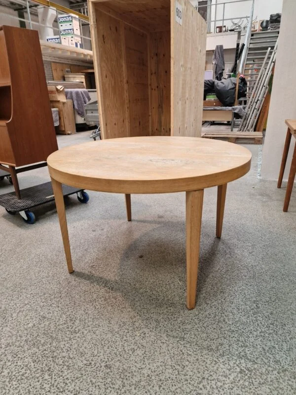 Severin Hansen model 42, Haslev Møbelfabrik Rundt spisebord med tillægsplade, egetræ, Severin Hansen model 42, Haslev Møbelfabrik