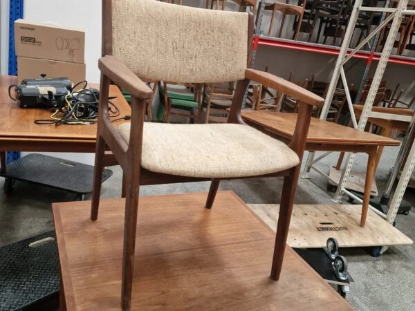 Erik Buch Armstol, massiv teak, Erik Buch — billede 3