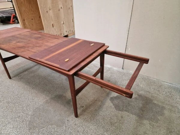 Spisebord med skjulte tillægsplader, teak — billede 14