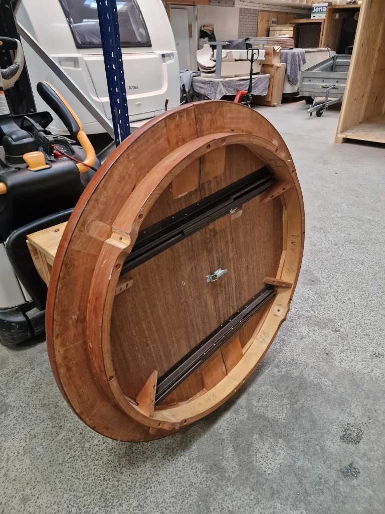 Rundt spisebord med to tillægsplader, Ø120, teak — billede 3