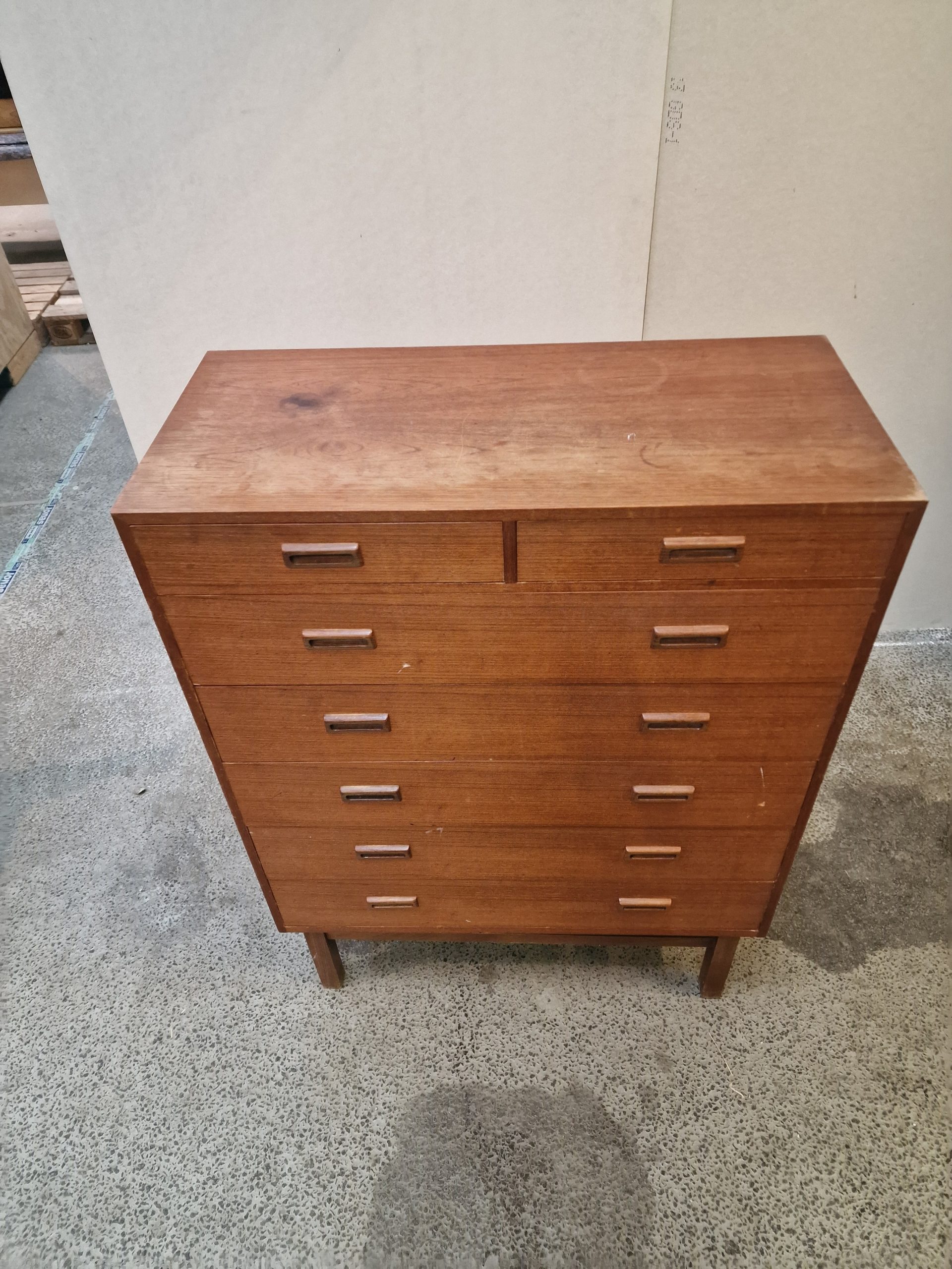 Kommode, teak, på sokkel, model F125 af Holger Jensen