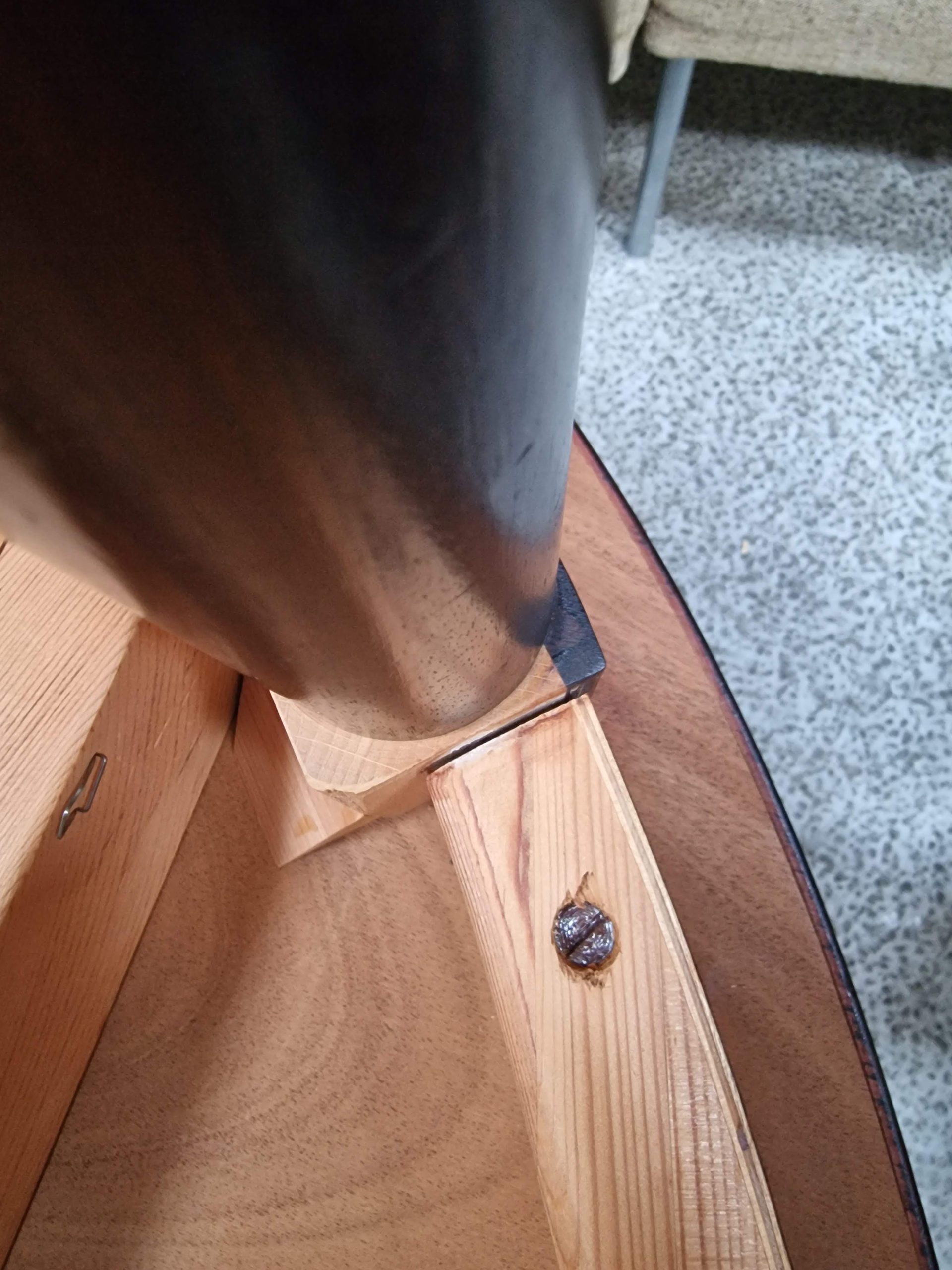 Rundt spisebord i palisander med tillægsplader, til renovering — billede 20
