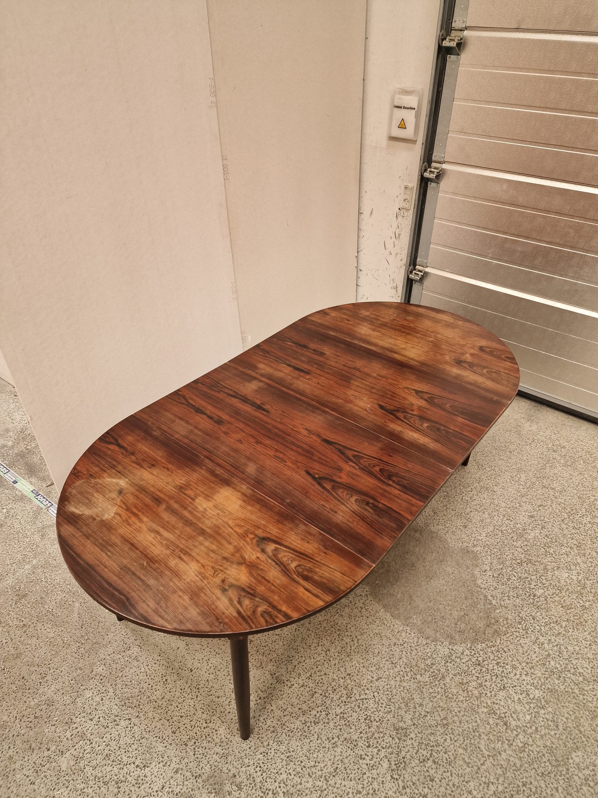 Rundt spisebord i palisander med tillægsplader, til renovering — billede 9