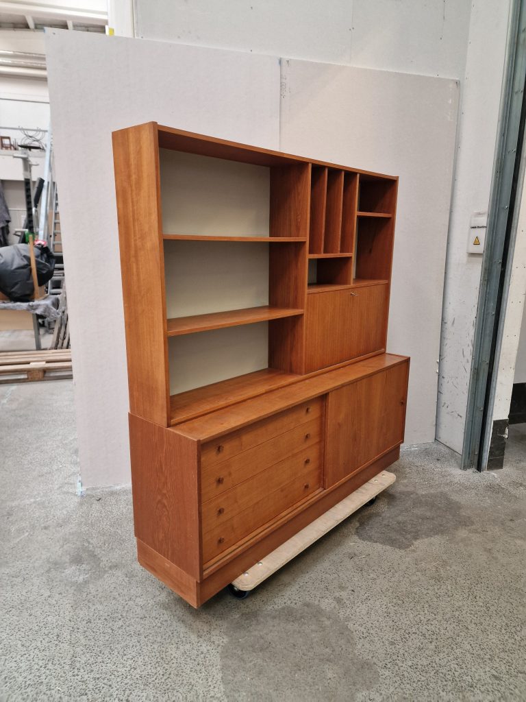 Skænk og bogreol med klap, teak — billede 5