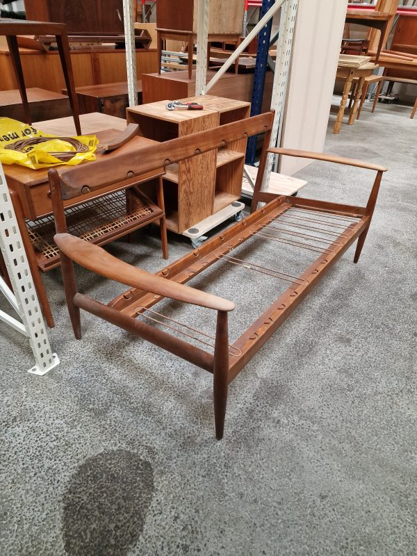 Grethe Jalk sofa, model 118