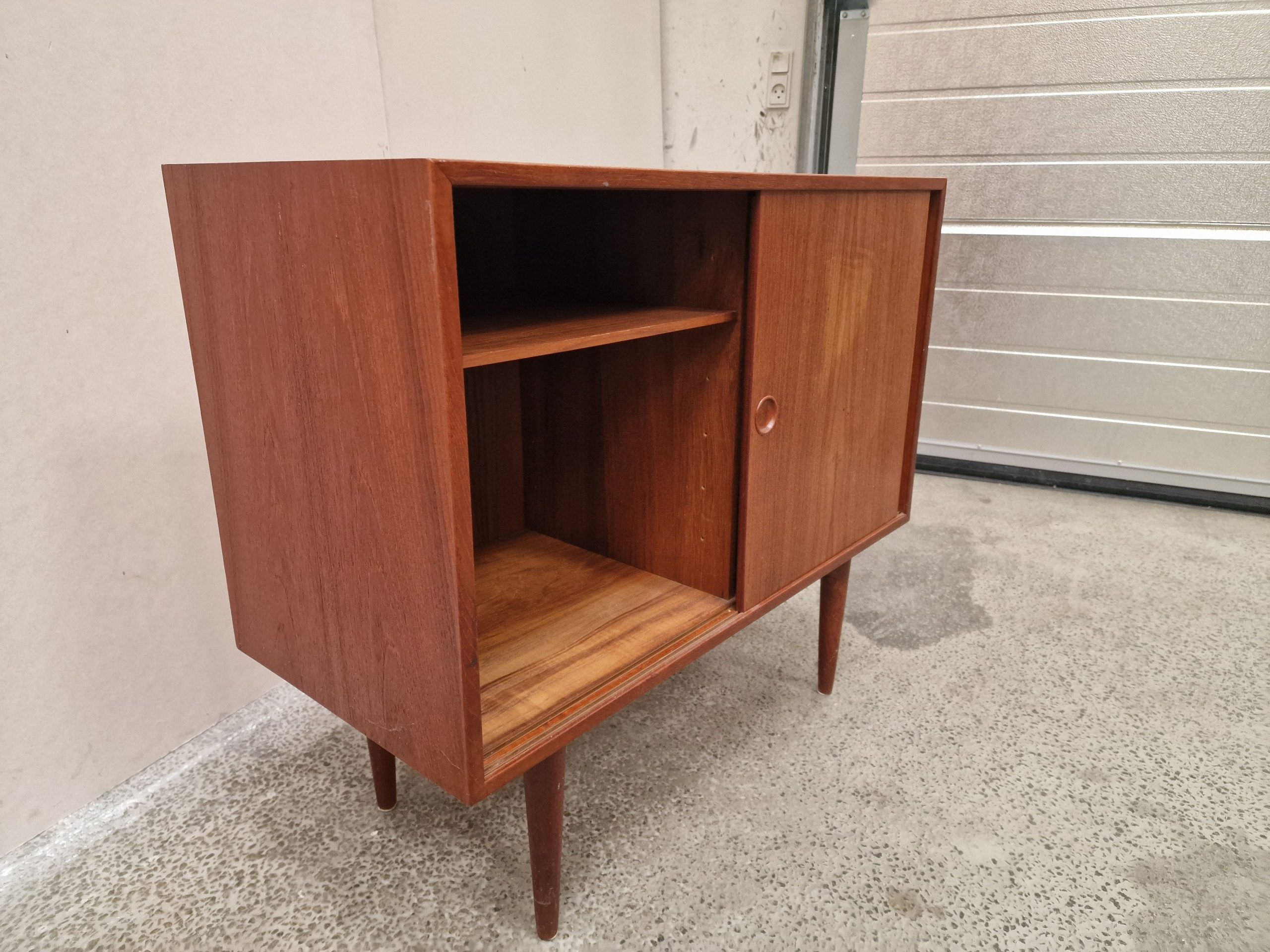 Lille skænk i teak — billede 8