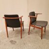 To armstole i teak af Hans Olsen