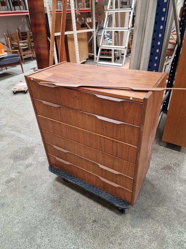 Kommode i teak
