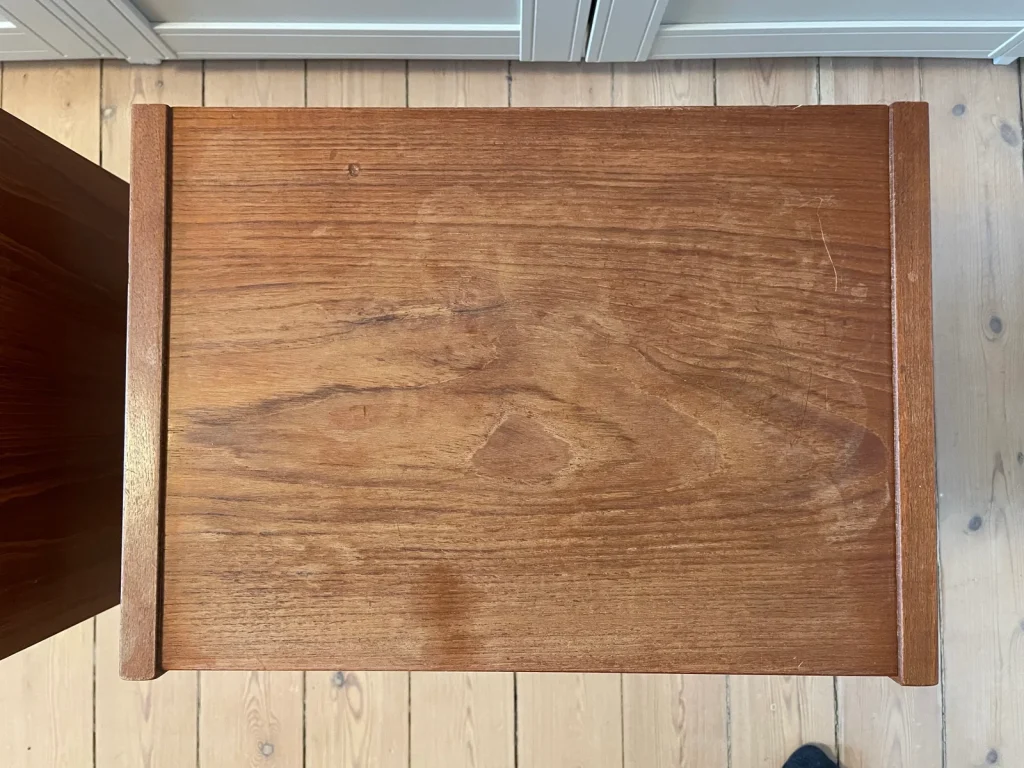 Sengeborde i teaktræ — billede 7
