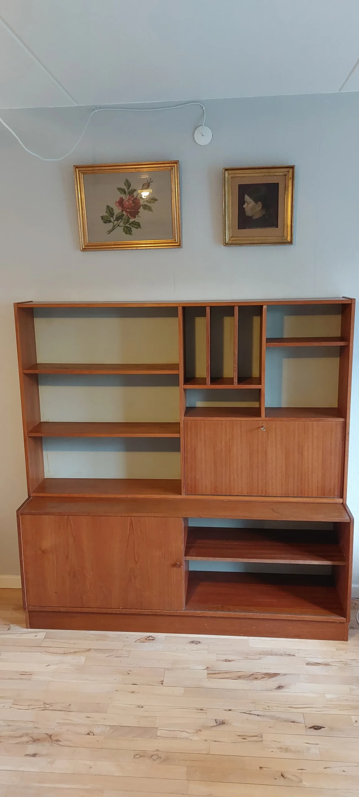 Skænk og bogreol med klap, teak — billede 2