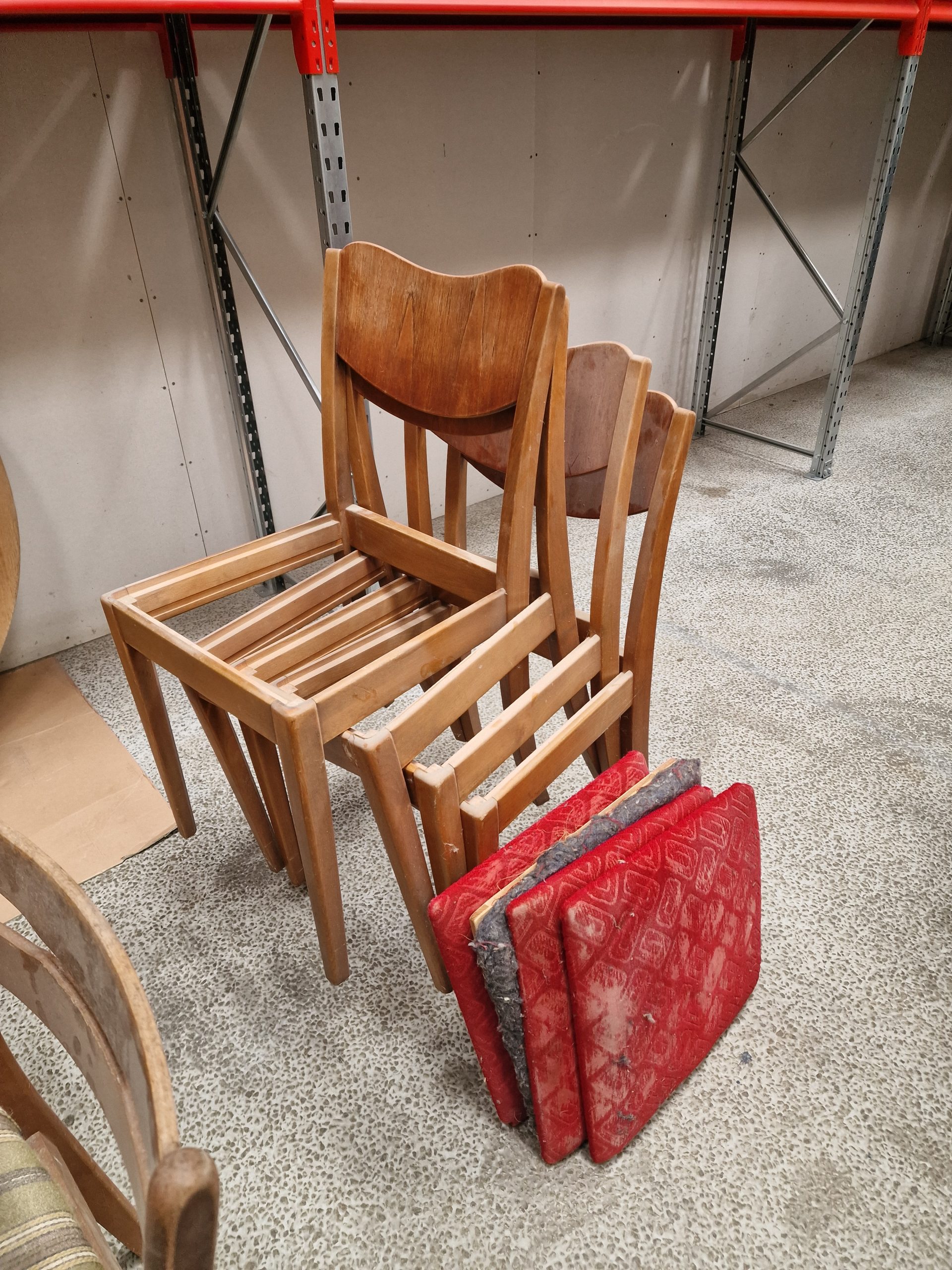 Fire spisestole, teak og bøg — billede 5